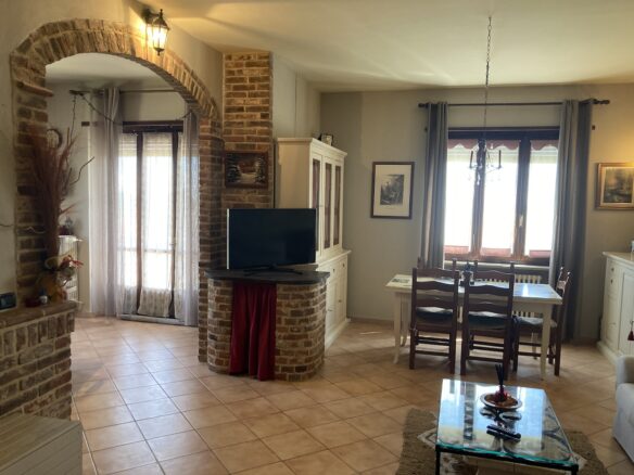 Appartamento luminoso e ristrutturato - Caradonna Immobiliare