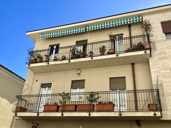 Appartamento ultimo piano Chieri centro - Caradonna Immobiliare