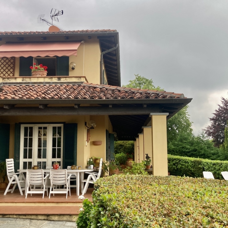 Villa indipendente in zona panoramica a Pino Torinese - Caradonna Immobiliare