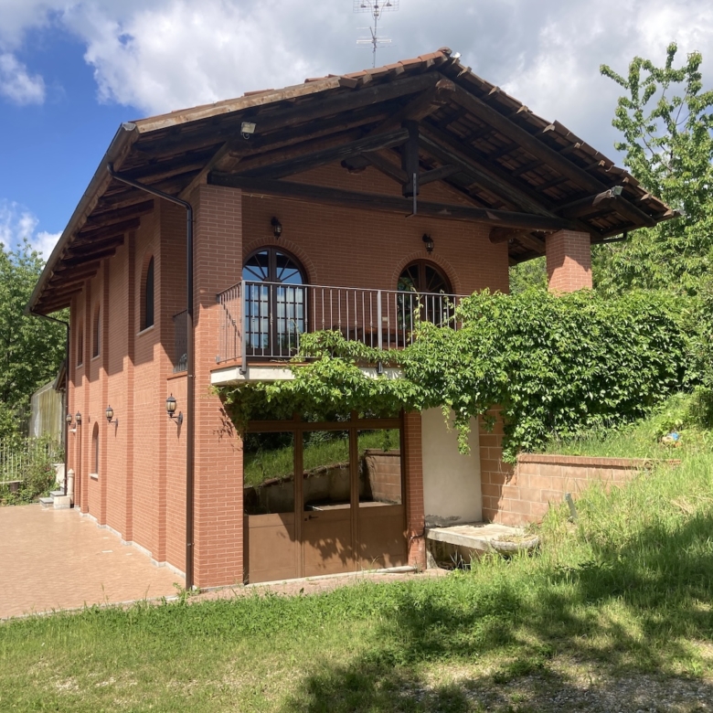 Immobile ad uso circolo - Caradonna Immobiliare
