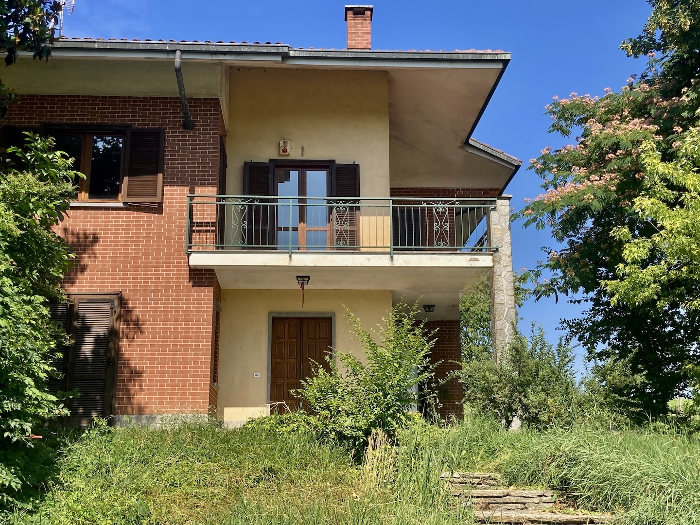 Porzione di villa indipendente tre lati - Caradonna Immobiliare