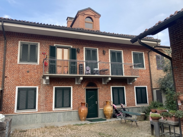 Appartamento arredato bilivello - Caradonna Immobiliare