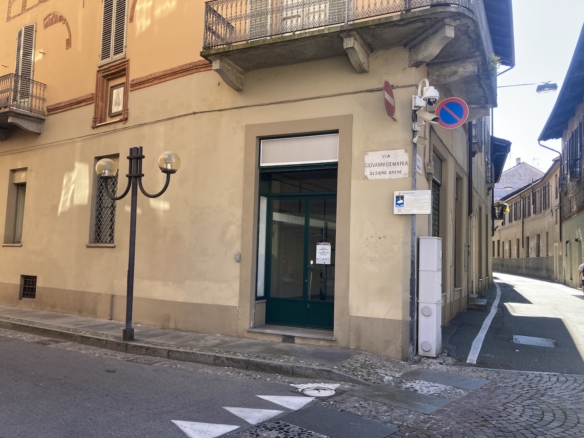 Negozio con vista sul Duomo - Caradonna Immobiliare
