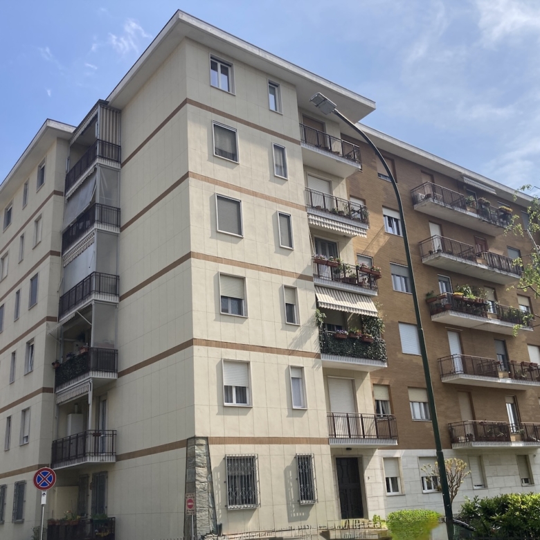 Appartamento in vendita a Chieri via Don Perosi - Caradonna Immobiliare