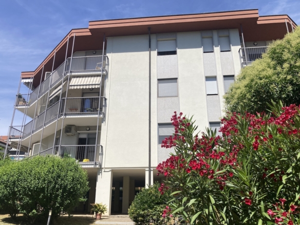 Appartamento di buone dimensioni - Caradonna Immobiliare