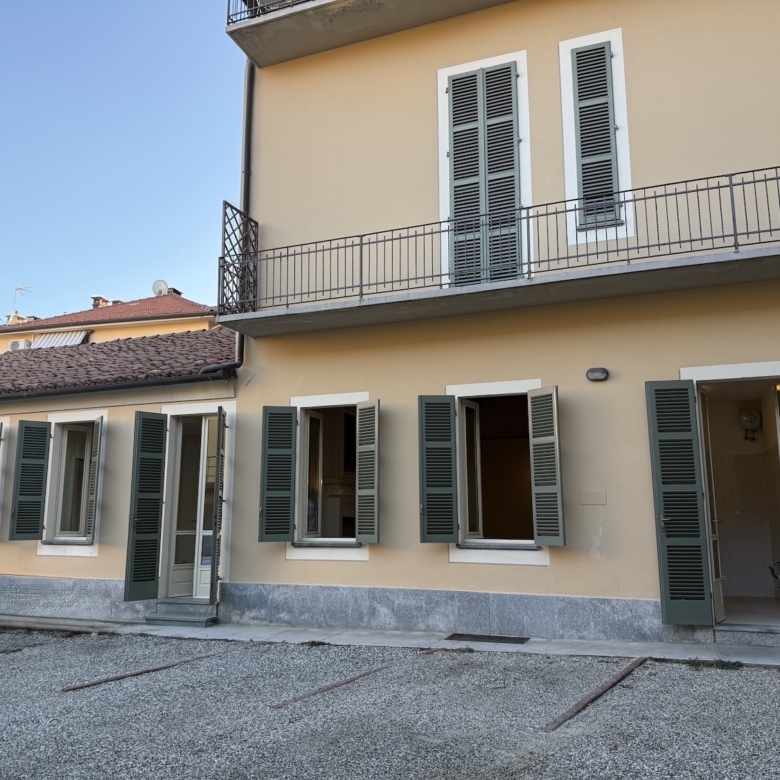Appartamento in casa d'epoca - Caradonna Immobiliare