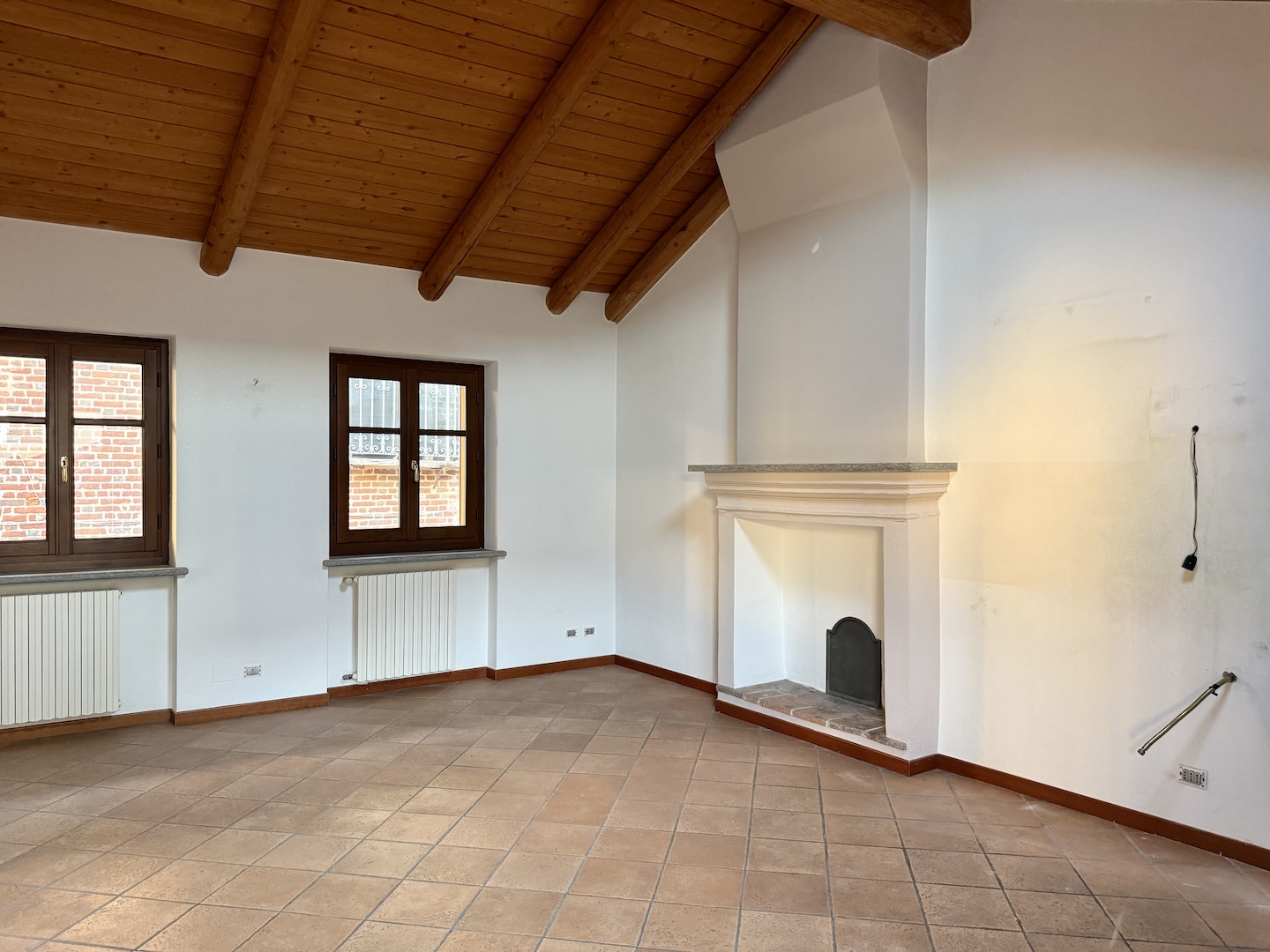 Bilocale con terrazzo