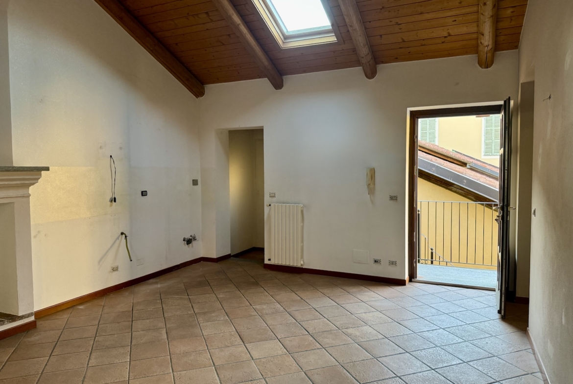 Bilocale con terrazzo