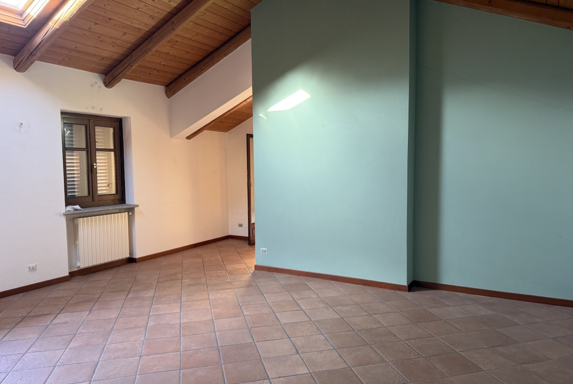 Bilocale con terrazzo