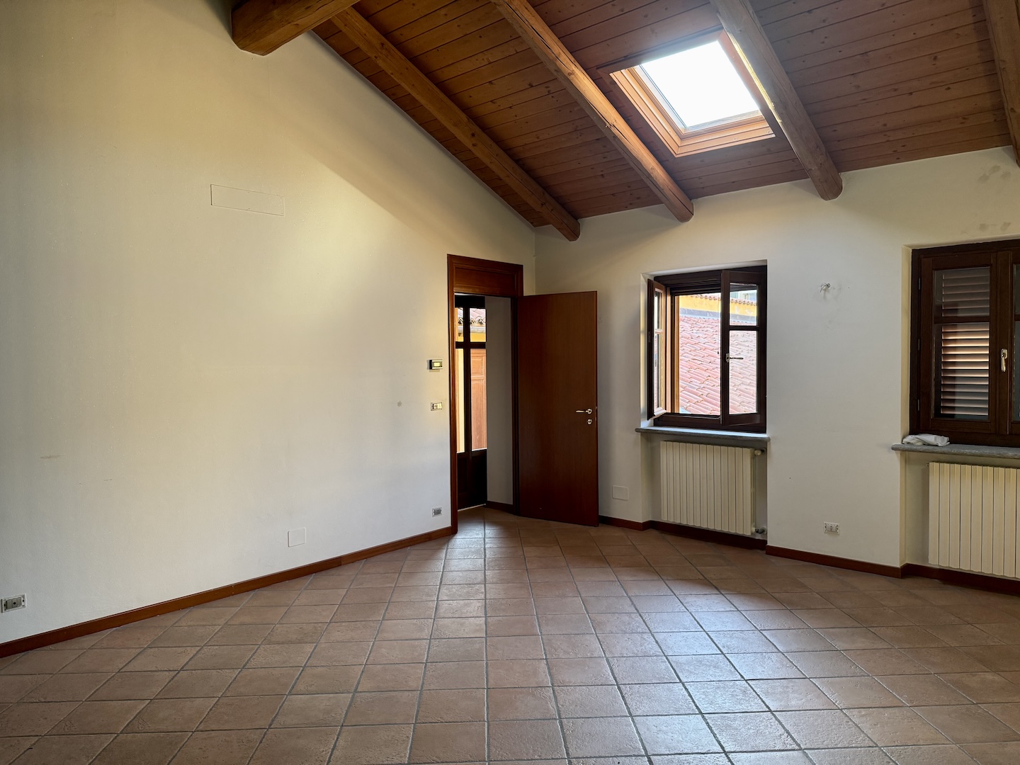 Bilocale con terrazzo