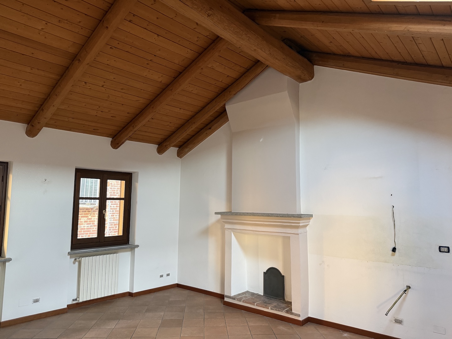 Bilocale con terrazzo