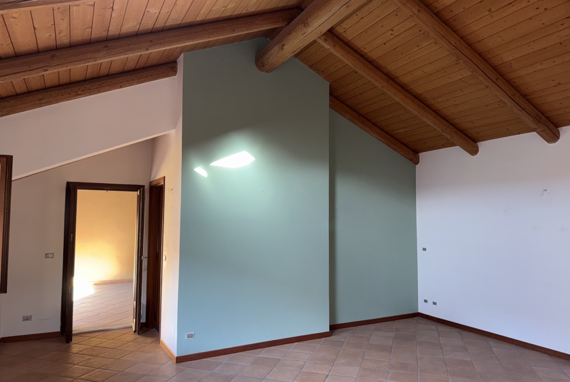 Bilocale con terrazzo