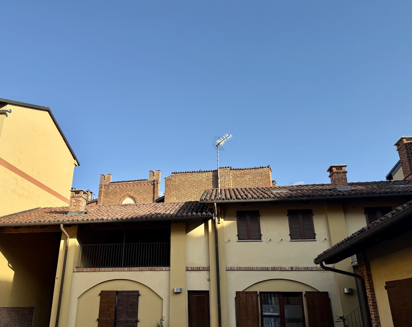 Bilocale con terrazzo