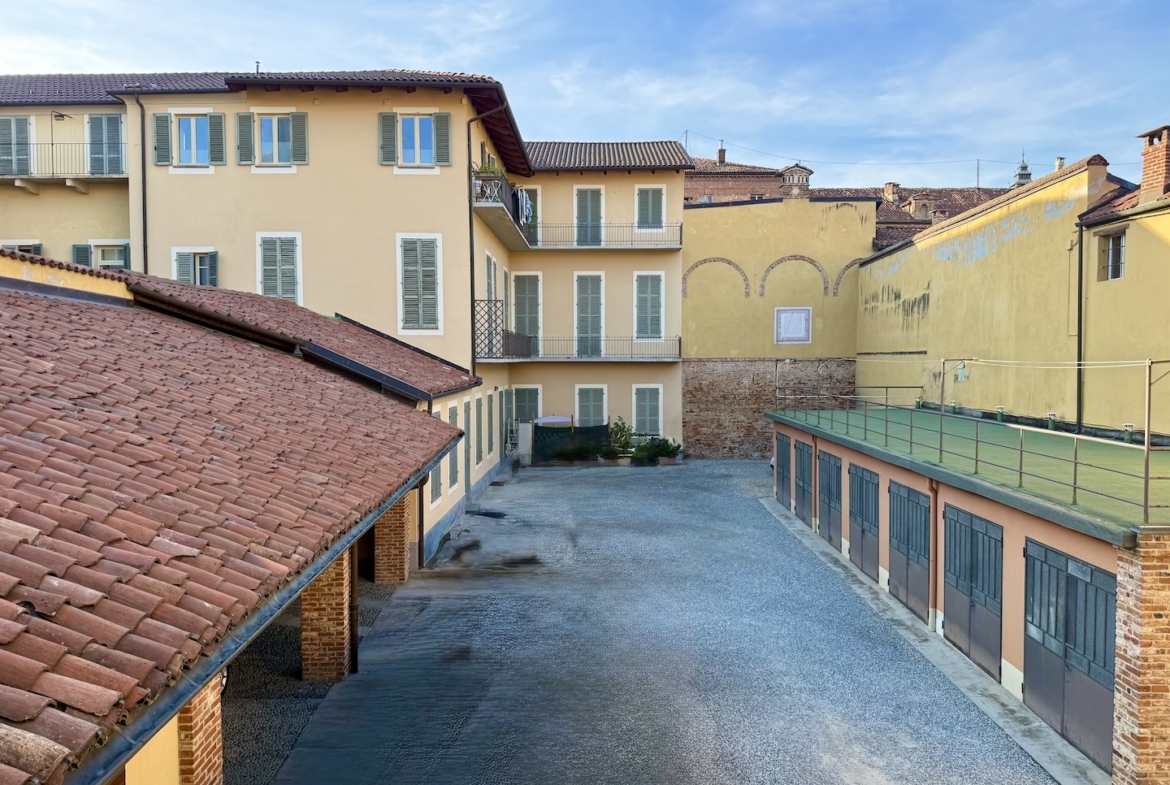 Bilocale con terrazzo
