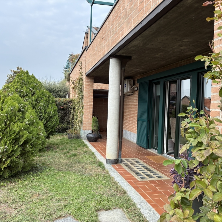 Appartamento signorile con giardino - Caradonna Immobiliare