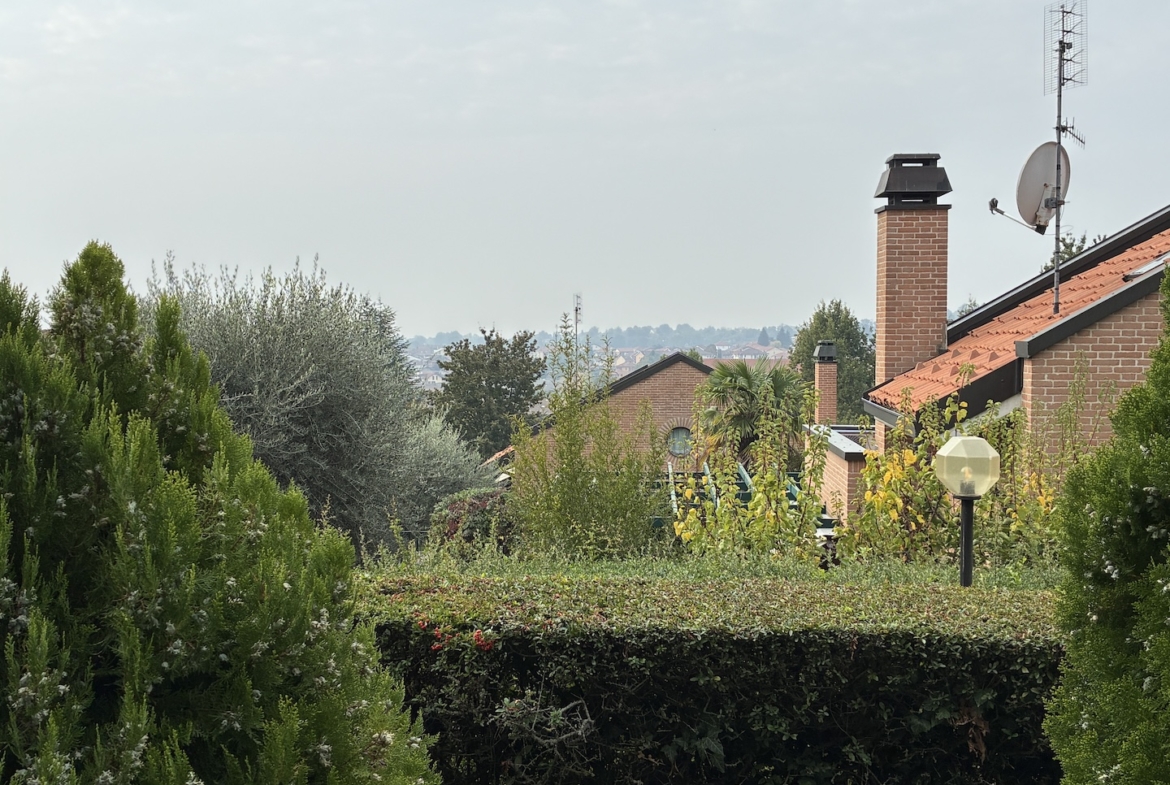 Appartamento signorile con giardino