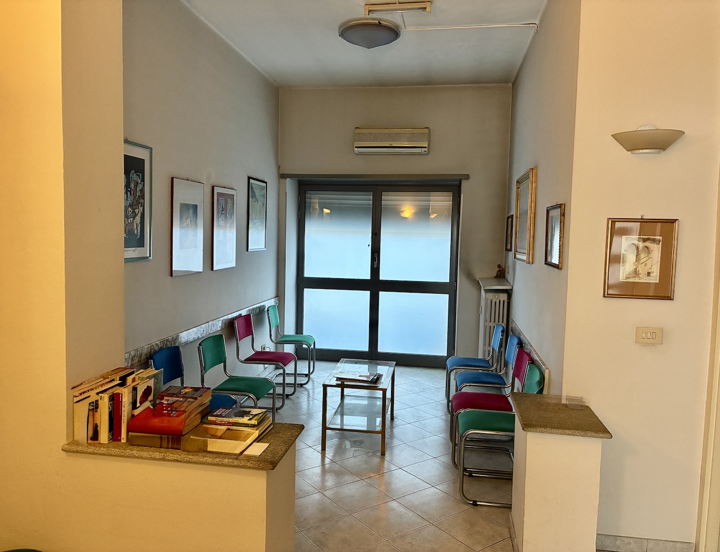 Locale commerciale