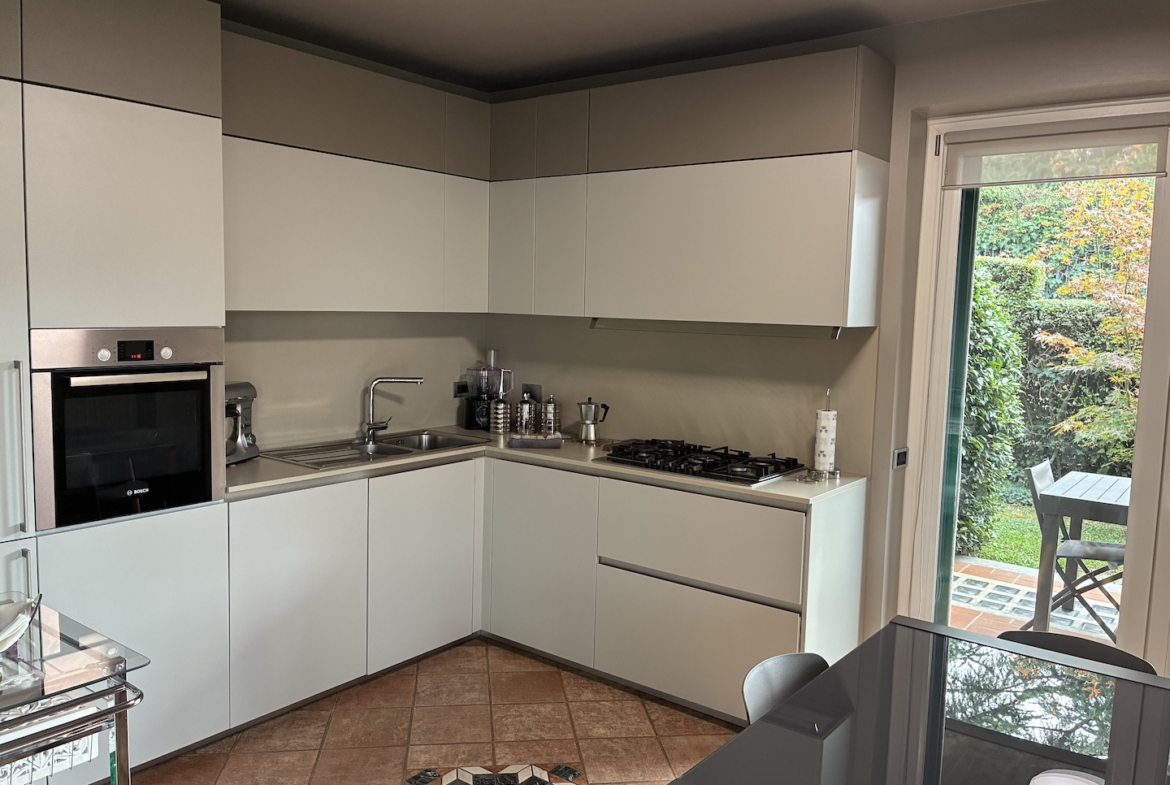 Appartamento signorile con giardino